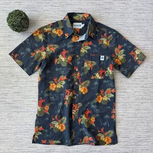 Powder7 Spring Fling Ski Theme Button down Short Sleeve Camp Shirt Size XS K